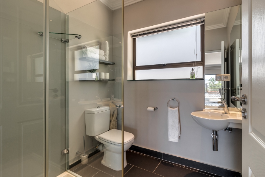 5 Bedroom Property for Sale in Helderberg Estate Western Cape